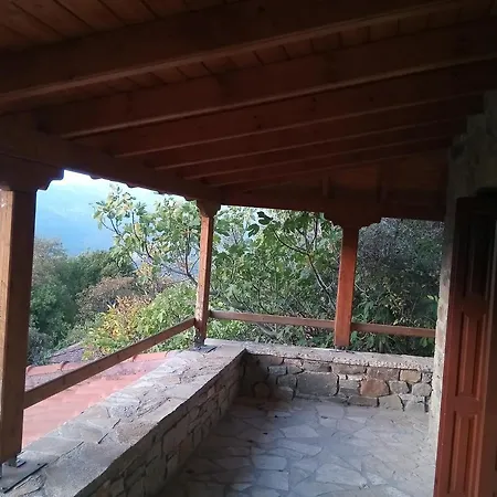 τείχιο πατρικό - Tihio Patriko - πέτρινη