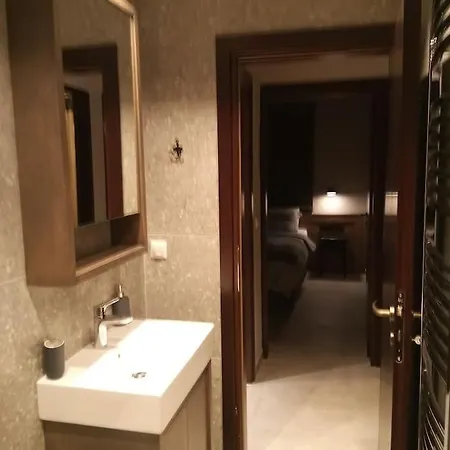 τείχιο πατρικό - Tihio Patriko - πέτρινη *