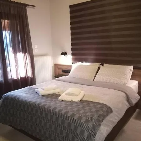 τείχιο πατρικό - Tihio Patriko - πέτρινη