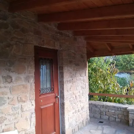τείχιο πατρικό - Tihio Patriko - πέτρινη Tichio