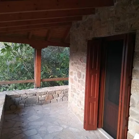 Сasa de vacaciones τείχιο πατρικό - Tihio Patriko - πέτρινη Tichio